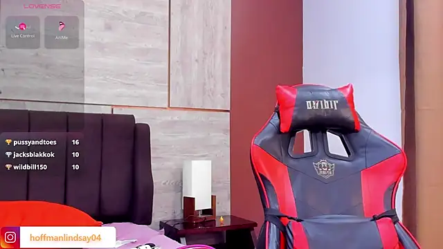 lindsayhoffman18 online show from 22, 2, 2025