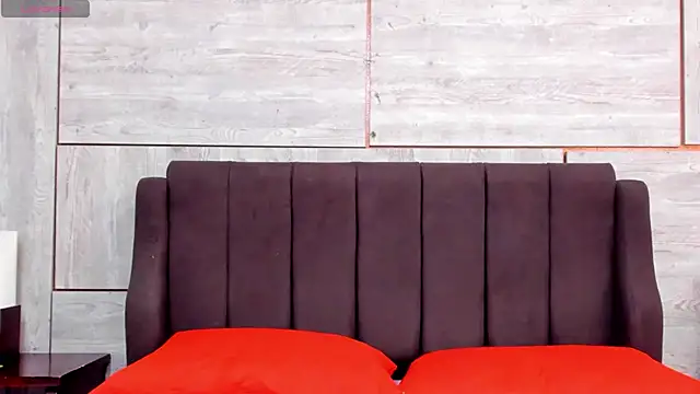 lindsayhoffman18 online show from 21, 2, 2025