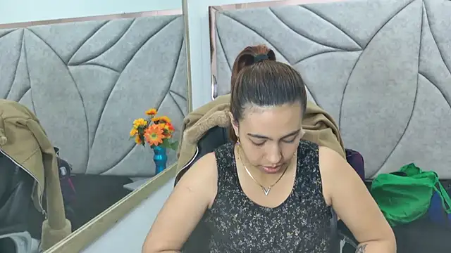 Snapshot of Tammy_Blackk chatting on 16, 11, 2025 Tammy Blackk online show from 16, 11, 2025