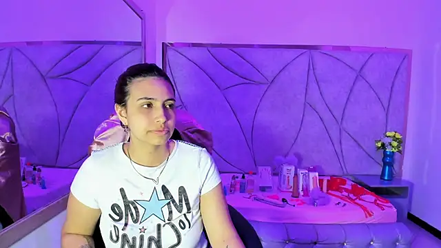 Snapshot of Tammy_Blackk chatting on 5, 11, 2025 Tammy Blackk online show from 5, 11, 2025