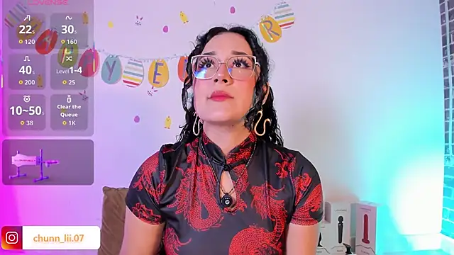 chunn liioo online show from 7, 4, 2026