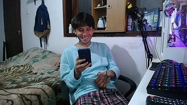 esjrobles online show from 4, 3, 2025