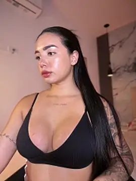 Pink Jazmin online show from 29, 4, 2026