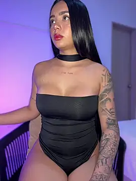 Pink Jazmin online show from 22, 5, 2026
