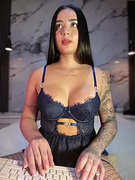 Pink Jazmin online show from 30, 5, 2026