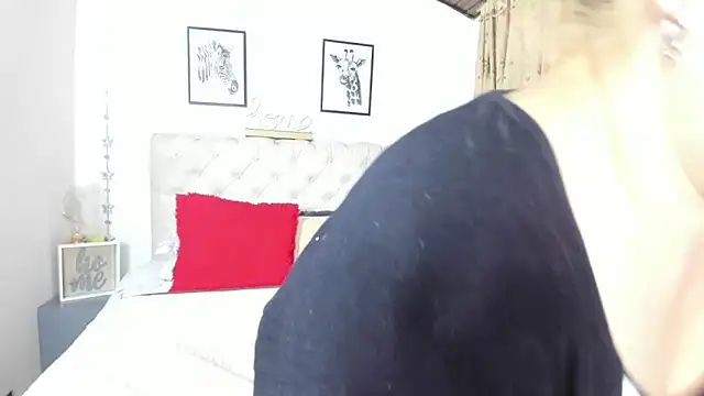 Snapshot of MonyCassius chatting on 14, 3, 2025 MonyCassius online show from 14, 3, 2025