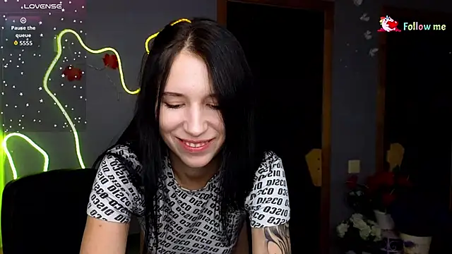 KarolinaBlacks online show from 6, 11, 2025