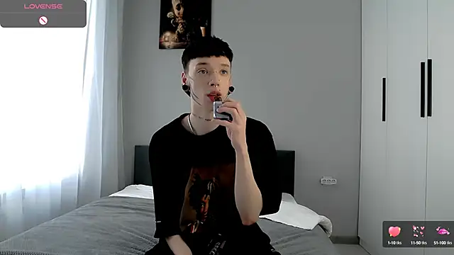 Snapshot of Dasha_M chatting on 6, 3, 2025 Dasha M online show from 6, 3, 2025