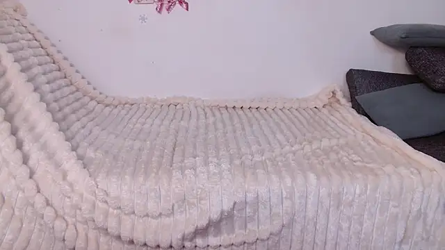 bellaa love  online show from 25, 3, 2026