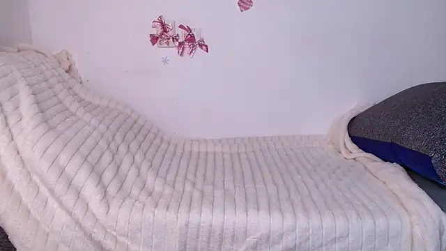 bellaa love  online show from 23, 3, 2026