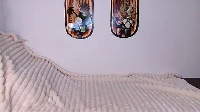 bellaa love  online show from 3, 4, 2026