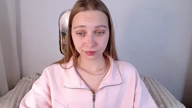 bellaa love  online show from 25, 5, 2026