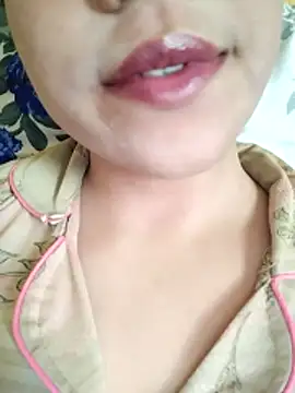 Snapshot of Anki-doll chatting on 13, 5, 2026 Anki-doll online show from 13, 5, 2026