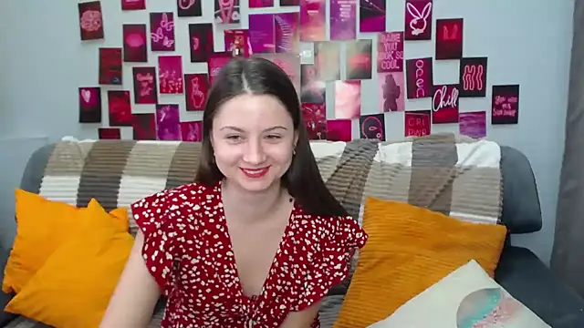 Snapshot of MilanaRoza chatting on 6, 3, 2025 MilanaRoza online show from 6, 3, 2025