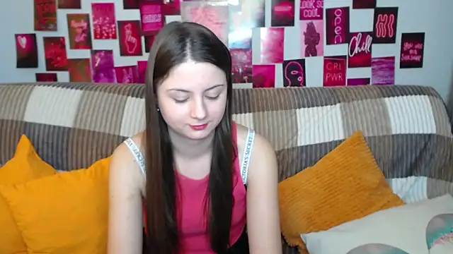 Snapshot of MilanaRoza chatting on 14, 3, 2025 MilanaRoza online show from 14, 3, 2025