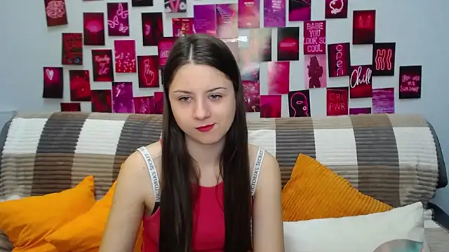 Snapshot of MilanaRoza chatting on 20, 3, 2025 MilanaRoza online show from 20, 3, 2025