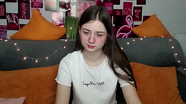 Snapshot of MilanaRoza chatting on 31, 10, 2025 MilanaRoza online show from 31, 10, 2025