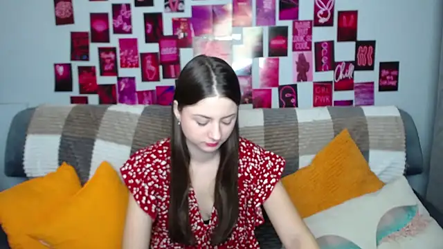 Snapshot of MilanaRoza chatting on 3, 3, 2025 MilanaRoza online show from 3, 3, 2025