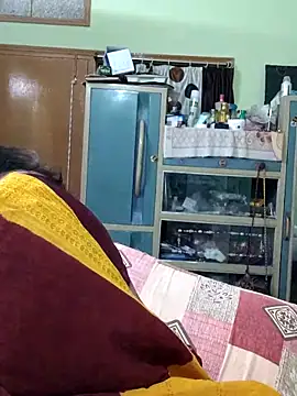 yoursweety09 online show from 5, 3, 2026