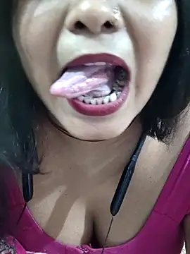 yoursweety09 online show from 19, 2, 2026