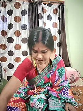yoursweety09 online show from 30, 4, 2026