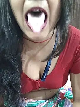 yoursweety09 online show from 25, 4, 2026