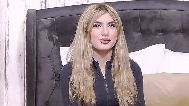 AnisiaConnor online show from 2, 10, 2025