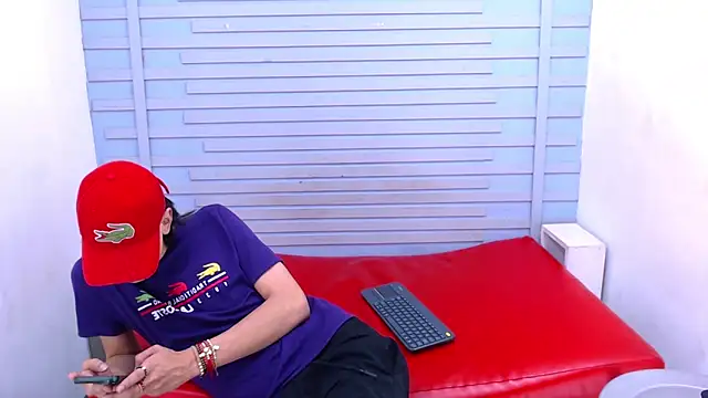 Eban Dustan online show from 18, 2, 2025