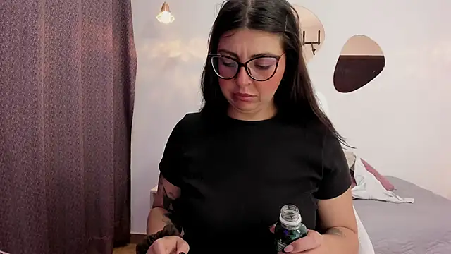 Vioolletta online show from 16, 10, 2025