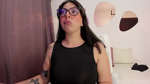 Vioolletta online show from 9, 10, 2025