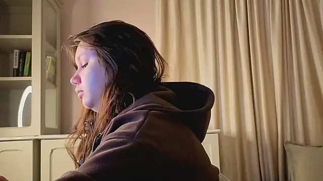 Alisia Mars online show from 11, 2, 2026