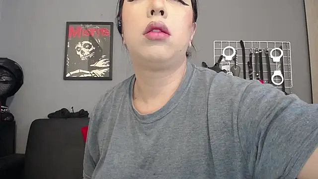 Snapshot of Carla_Phoenix chatting on 15, 7, 2026 Carla Phoenix online show from 15, 7, 2026