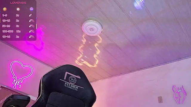 Laylafoxy tay online show from 14, 1, 2026