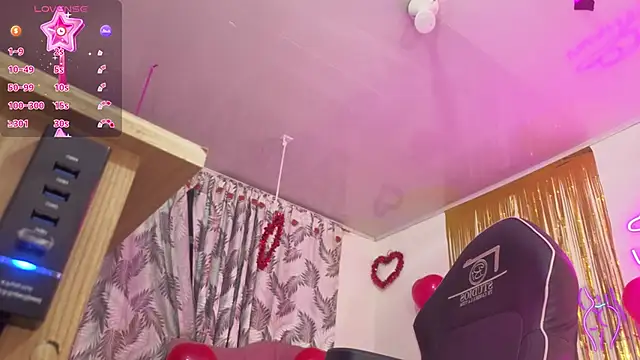 Laylafoxy tay online show from 17, 2, 2026