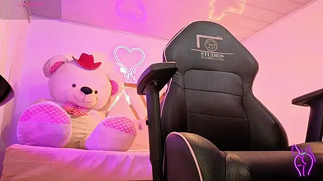 Laylafoxy tay online show from 2, 10, 2025