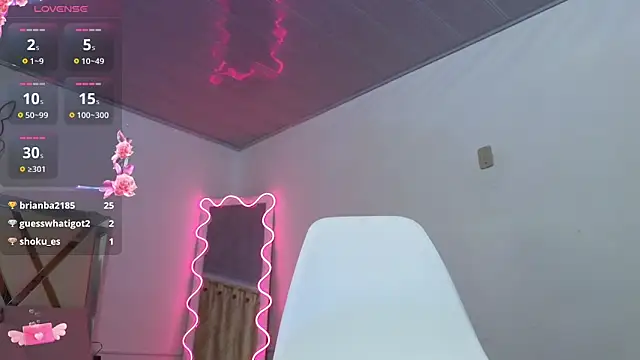 Laylafoxy tay online show from 14, 3, 2025