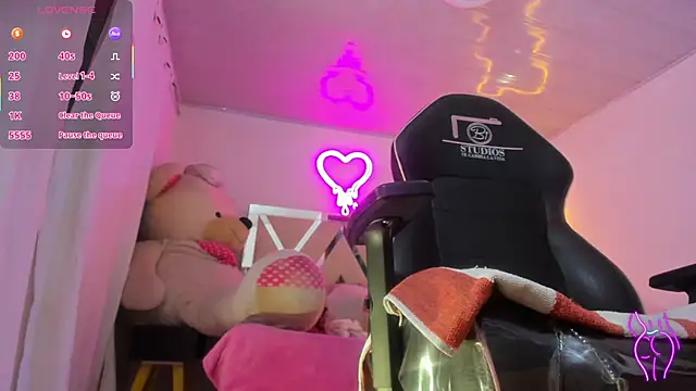 Laylafoxy tay online show from 15, 1, 2026