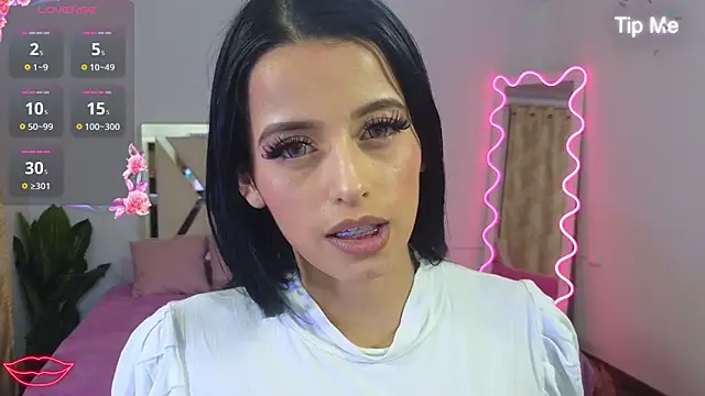 Laylafoxy tay online show from 15, 3, 2025