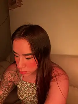 Im Valen Cute online show from 28, 5, 2026