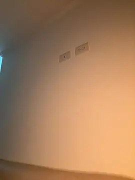 Im Valen Cute online show from 24, 9, 2025