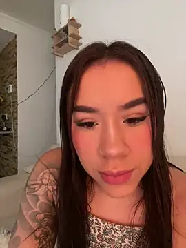 Im Valen Cute online show from 12, 7, 2026