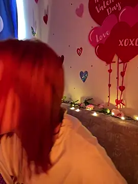 Im Valen Cute online show from 16, 2, 2025