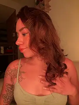 Im Valen Cute online show from 23, 4, 2026