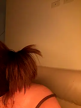 Im Valen Cute online show from 4, 10, 2025