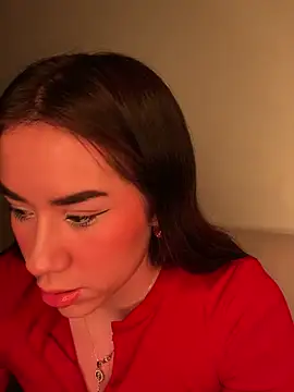 Im Valen Cute online show from 4, 6, 2026