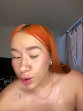 Im Valen Cute online show from 6, 3, 2025