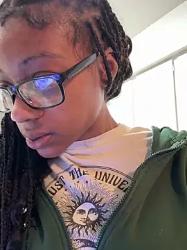 prettybrownhunybun online show from 3, 1, 2025