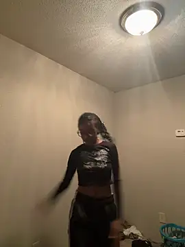 prettybrownhunybun online show from 4, 1, 2025