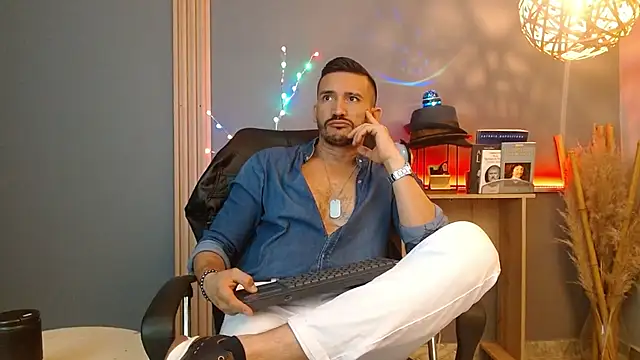 Reiko 85  online show from 25, 3, 2026