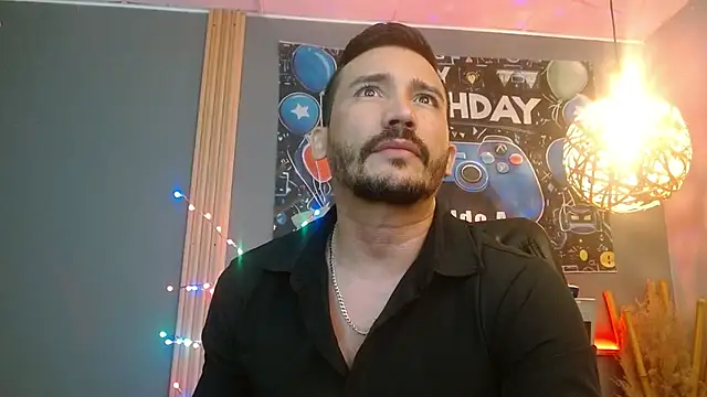 Reiko 85  online show from 6, 4, 2026